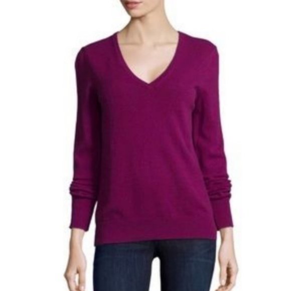 Equipment Sweaters - EQUPIMENT NWT Cecile V Neck Cashmere Sweater Small